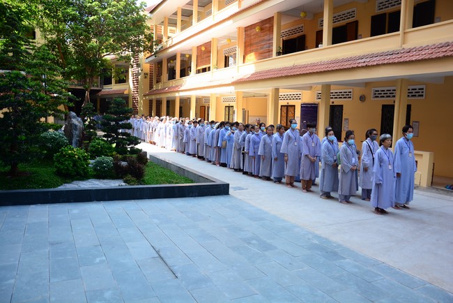 Dharma Talk “Peaceful place to stop ” – The 96th Seven-Day Retreat